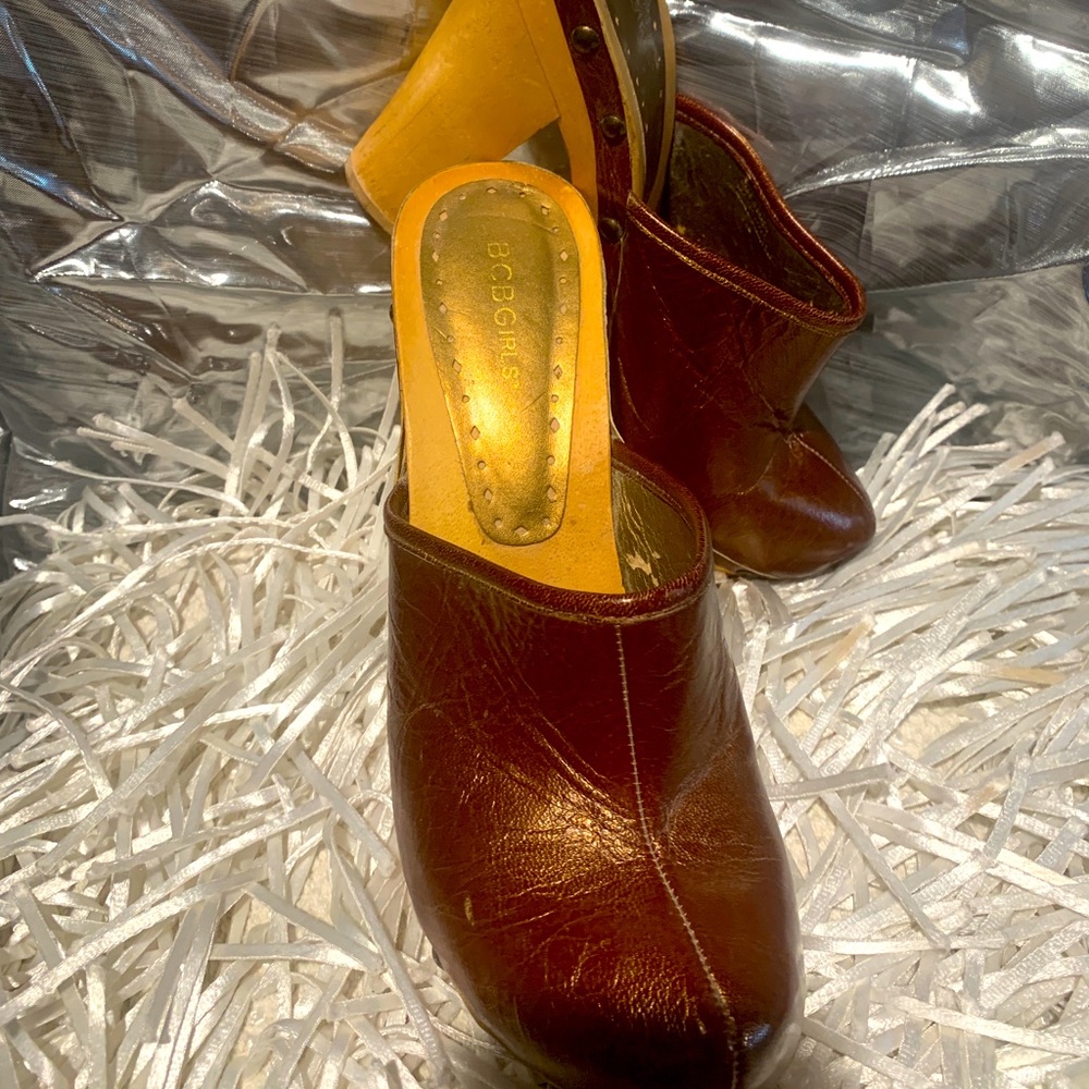 BCBG copper clogs